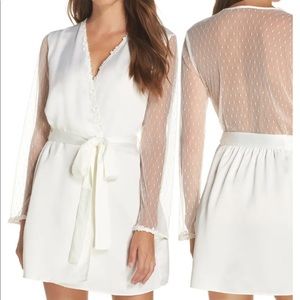 Flora Nikrooz Showstopper Robe